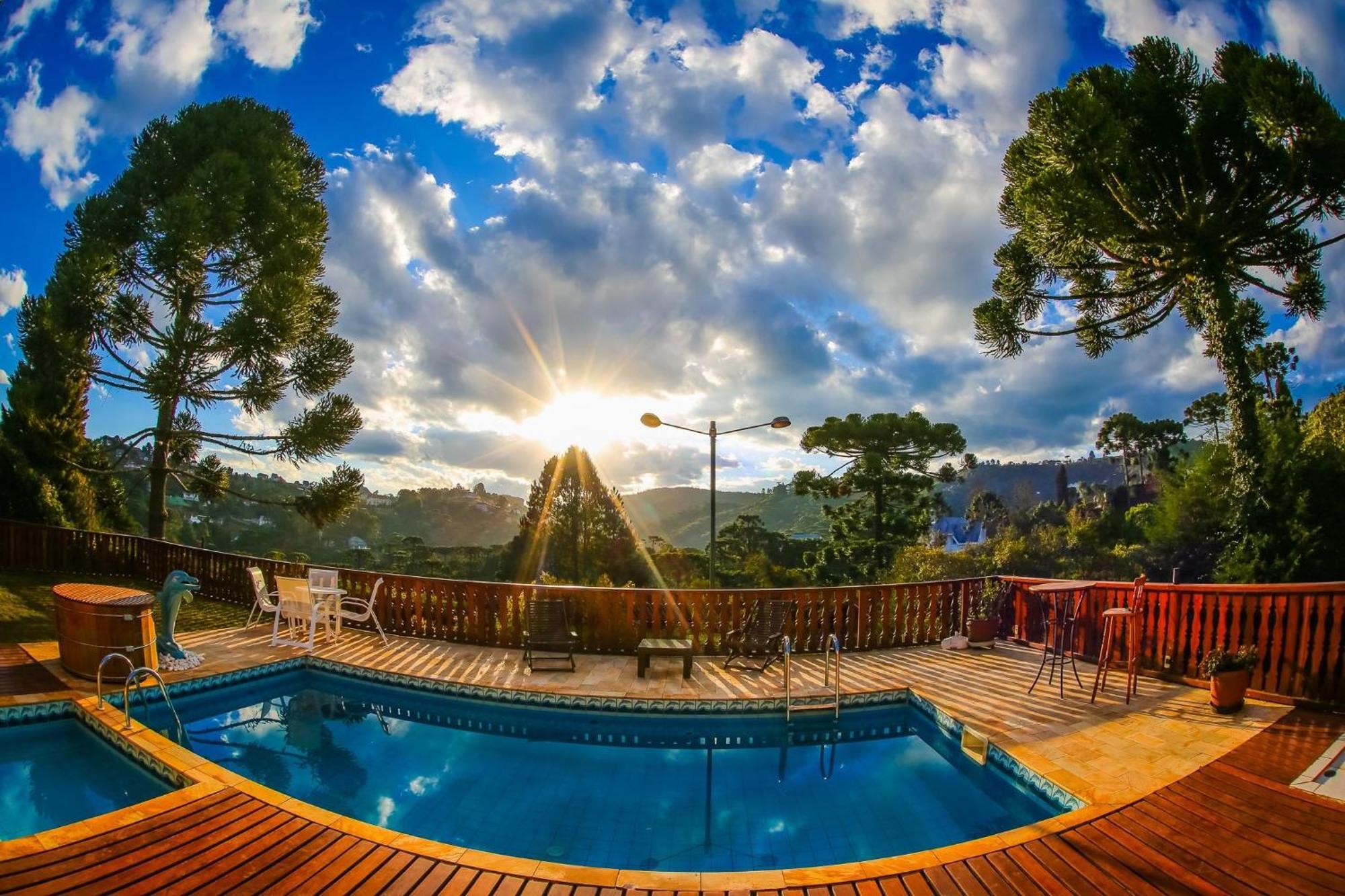 Mansao Austriaca Guesthouse Campos do Jordao Bagian luar foto